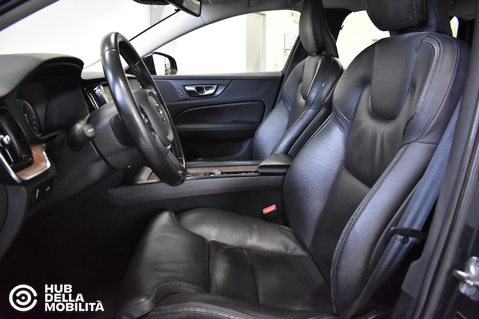 VOLVO V60 Cross Country D4 AWD Geartronic Pro